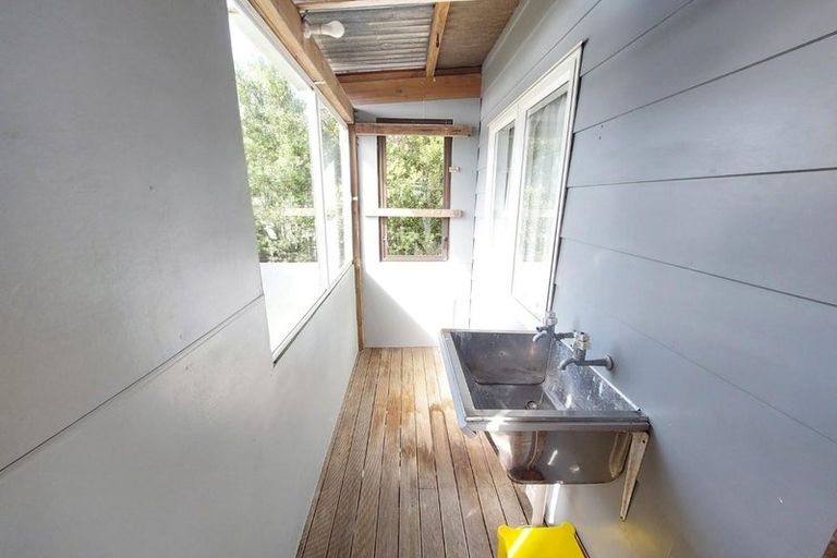 Photo of property in 31 Salisbury Road, Birkdale, Auckland, 0626