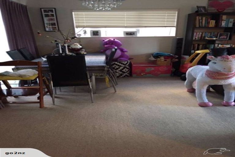 Photo of property in 80a Lynn Road, Bayview, Auckland, 0629