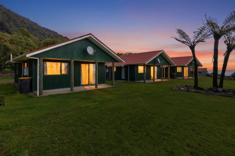 Photo of property in 2628 State Highway 6, Barrytown, Runanga, 7873