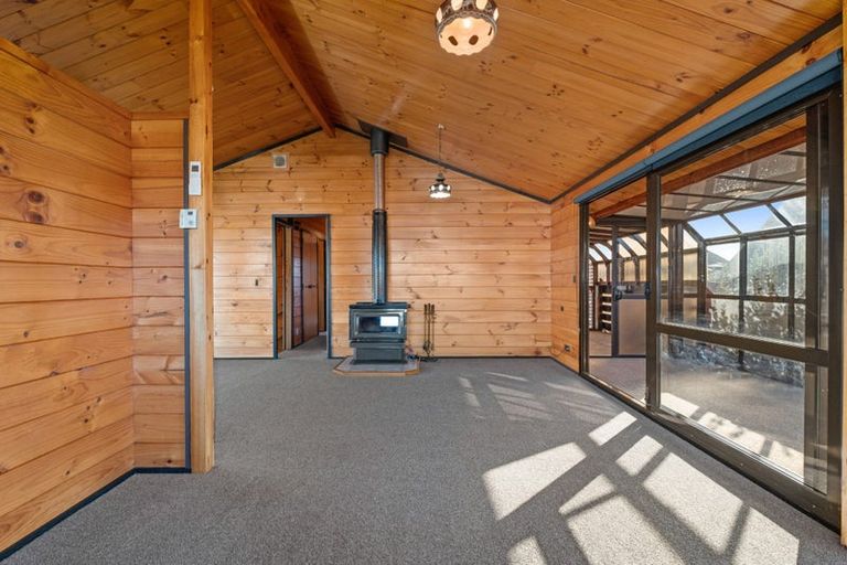 Photo of property in 33 Richmond Avenue, Richmond Heights, Taupo, 3330