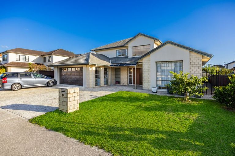 Photo of property in 87 Middlefield Drive, Flat Bush, Auckland, 2016