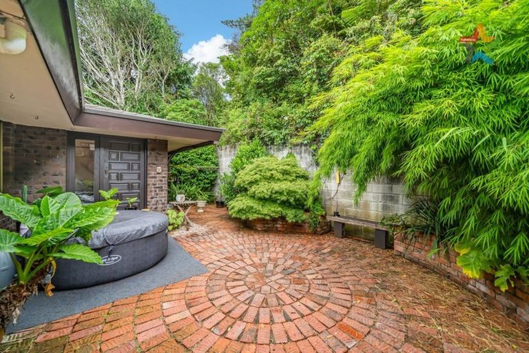 Photo of property in 106a Kamahi Street, Stokes Valley, Lower Hutt, 5019