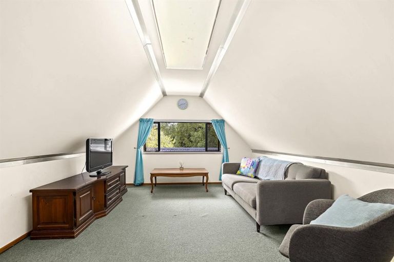 Photo of property in 1556 South Head Road, South Head, Helensville, 0874