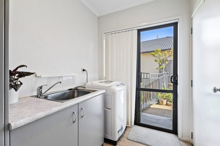 Photo of property in 56 Nautilus Drive, Gulf Harbour, Whangaparaoa, 0930