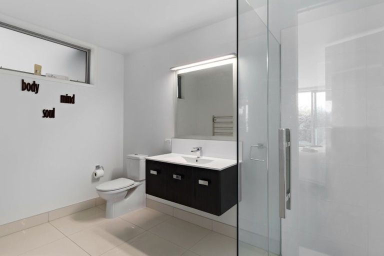 Photo of property in 3 Botting Place, Wanaka, 9305