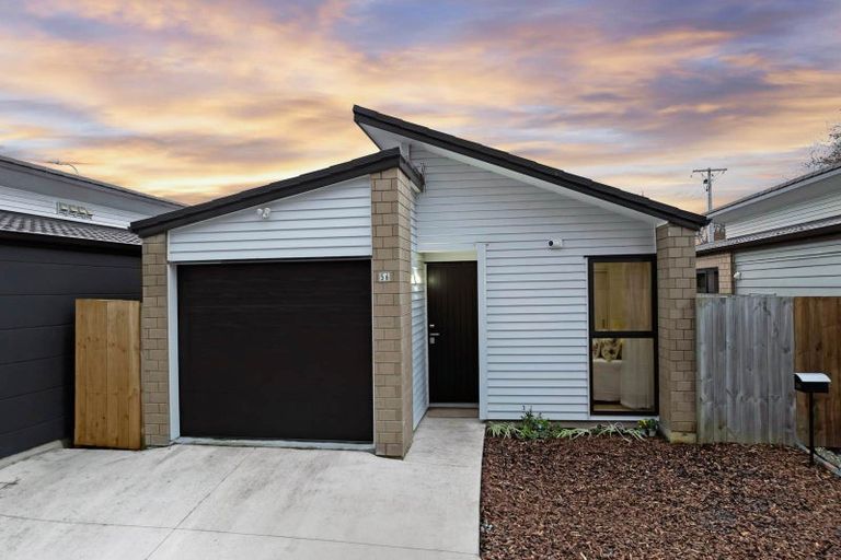 Photo of property in 56 Cosgrave Road, Papakura, 2110