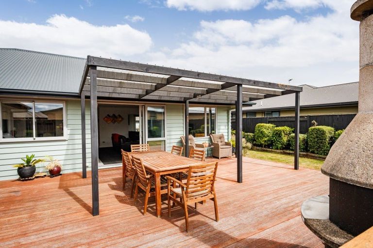 Photo of property in 5 Morocco Terrace, Kelvin Grove, Palmerston North, 4414