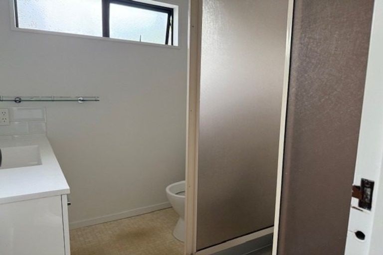 Photo of property in 12 Pamir Place, Welcome Bay, Tauranga, 3112