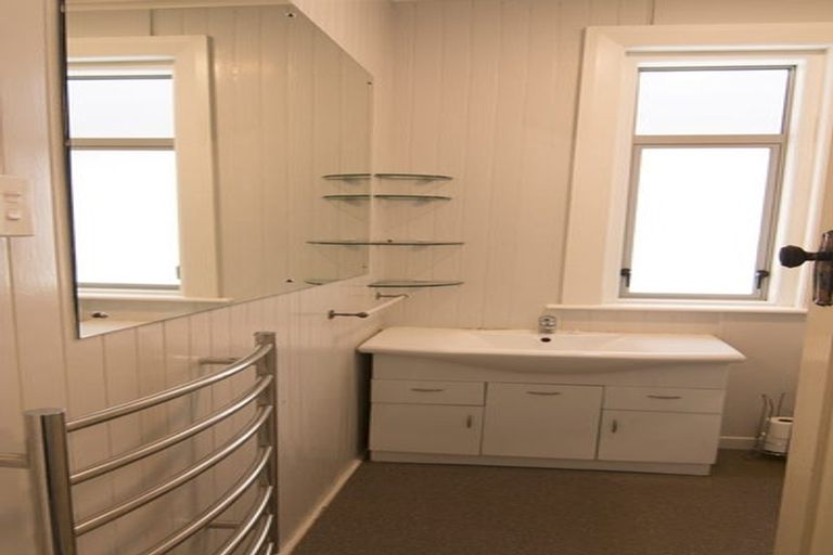 Photo of property in 17 Islington Street, North East Valley, Dunedin, 9010