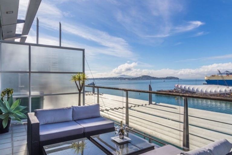 Photo of property in Shed 20 Princes Wharf Apartments, 48a/139 Quay Street, Auckland Central, Auckland, 1010