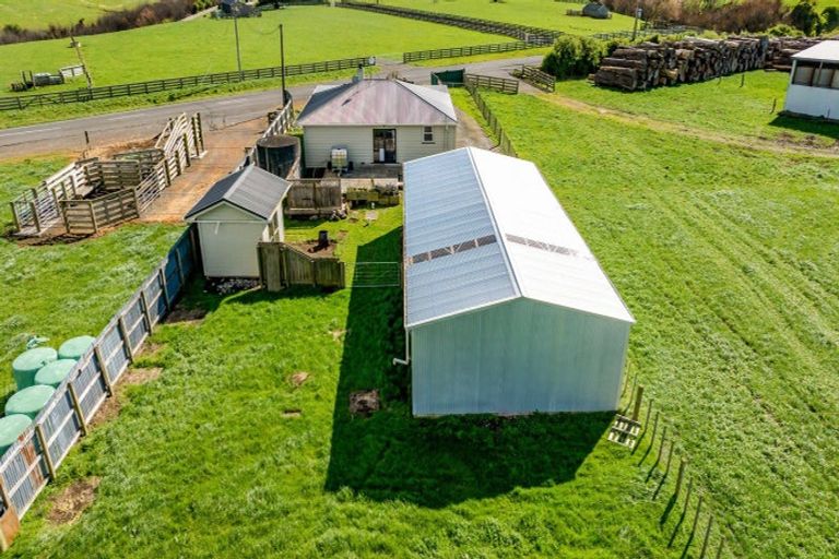 Photo of property in 278 Matangara Road, Hawera, 4672
