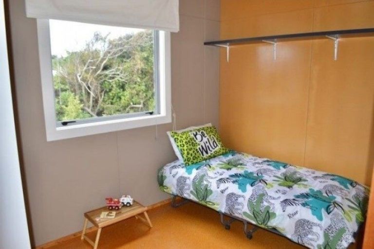 Photo of property in 22 Babbacombe Avenue, Otaki Beach, Otaki, 5512