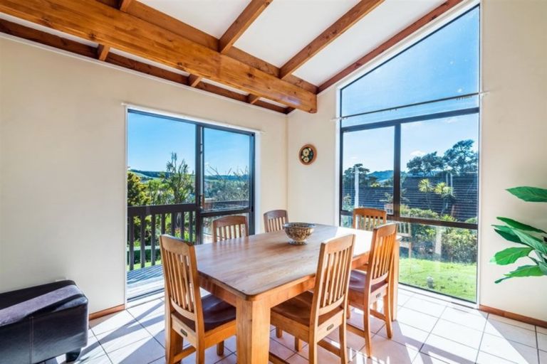 Photo of property in 35 Sarah Todd Lane, Waimauku, 0812