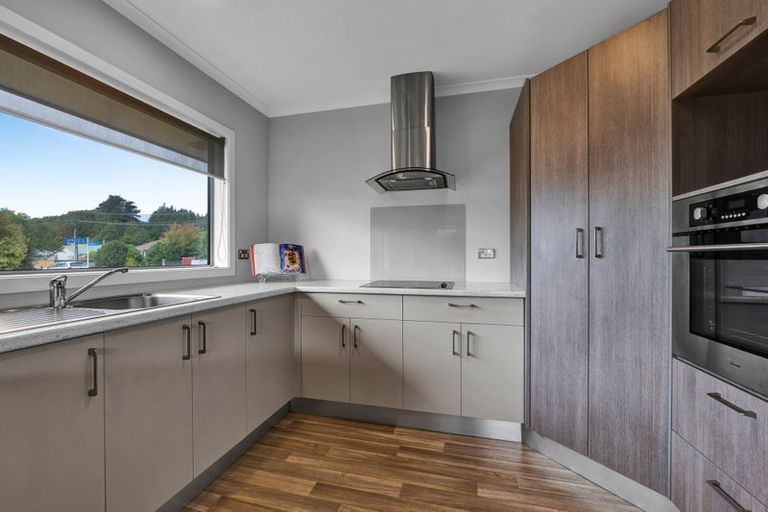 Photo of property in 62 Cutfield Street, Inglewood, 4330