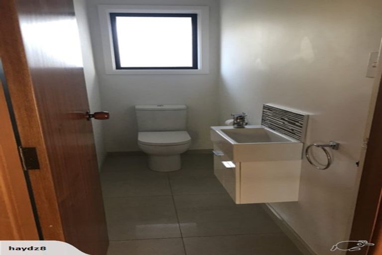 Photo of property in 1/5 Rhyl Place, Bryndwr, Christchurch, 8053