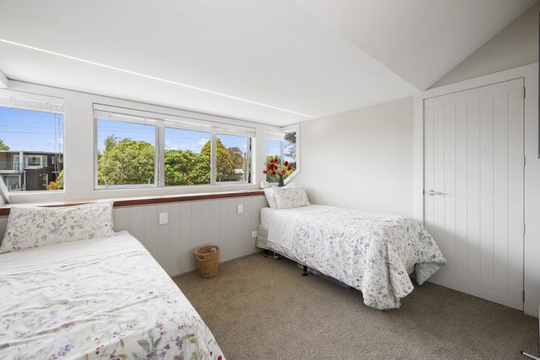 Photo of property in 77 Rainbow Drive, Rainbow Point, Taupo, 3330