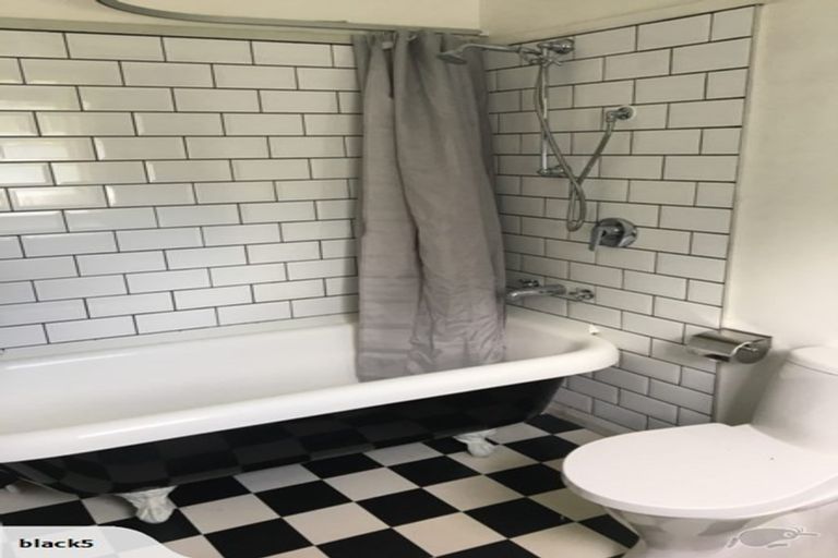 Photo of property in 61 Canterbury Street, Lyttelton, 8082