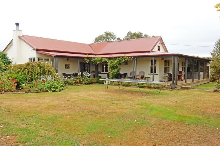 Photo of property in 2 Essex Street, Weston, Oamaru, 9401