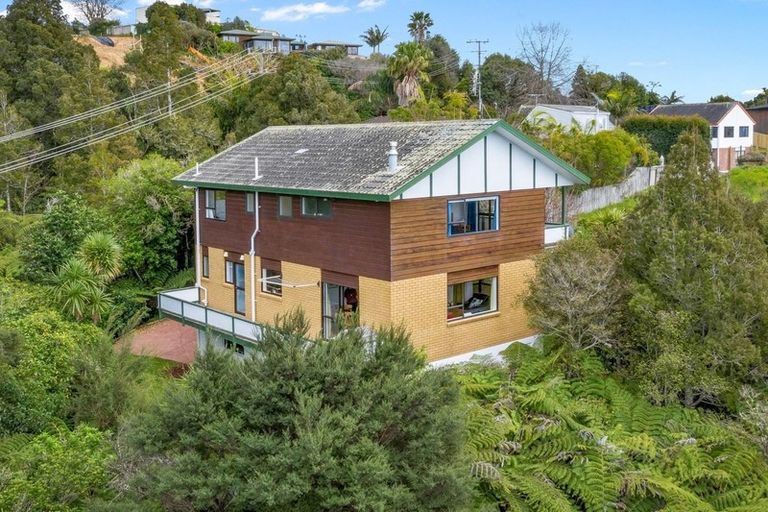 Photo of property in 139 Glenvar Road, Torbay, Auckland, 0630