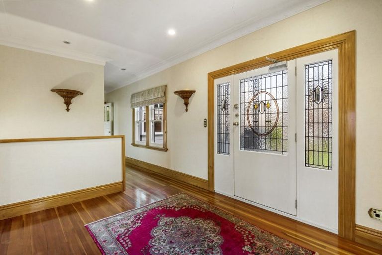 Photo of property in 53 St Michaels Avenue, Point Chevalier, Auckland, 1022