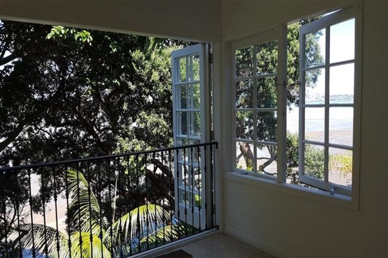 Photo of property in 67 Norwood Road, Bayswater, Auckland, 0622