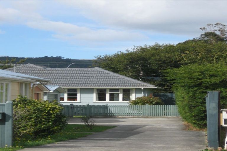 Photo of property in 30a Palmer Crescent, Silverstream, Upper Hutt, 5019
