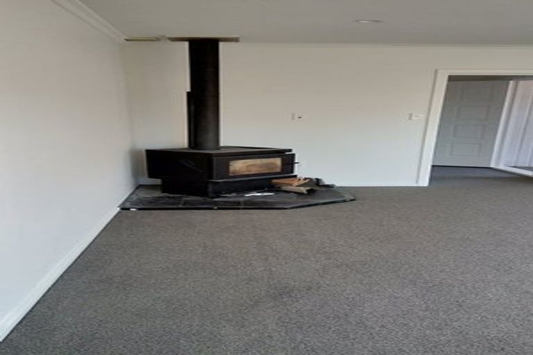 Photo of property in 75 Nottingham Street, Karori, Wellington, 6012