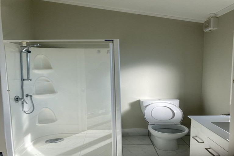 Photo of property in 8 Mitika Way, Strathmore Park, Wellington, 6022