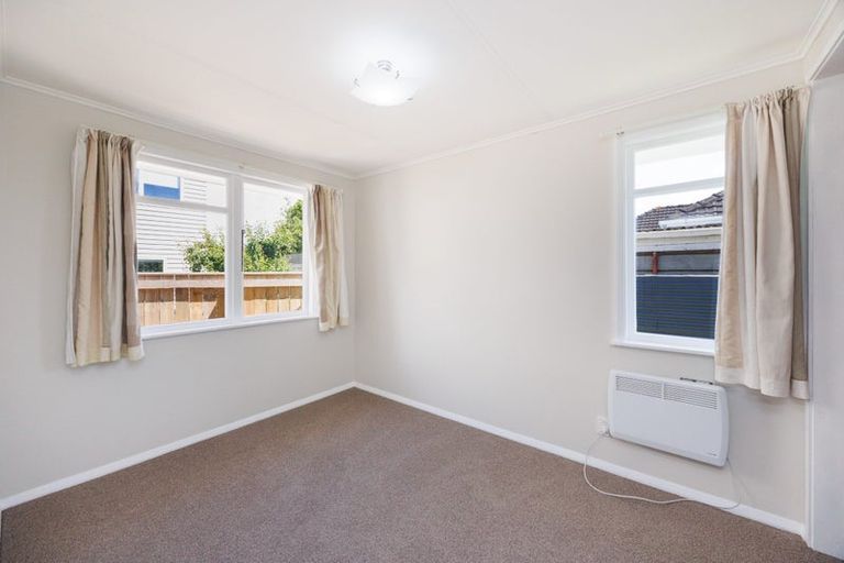 Photo of property in 6 London Terrace, Awapuni, Palmerston North, 4412