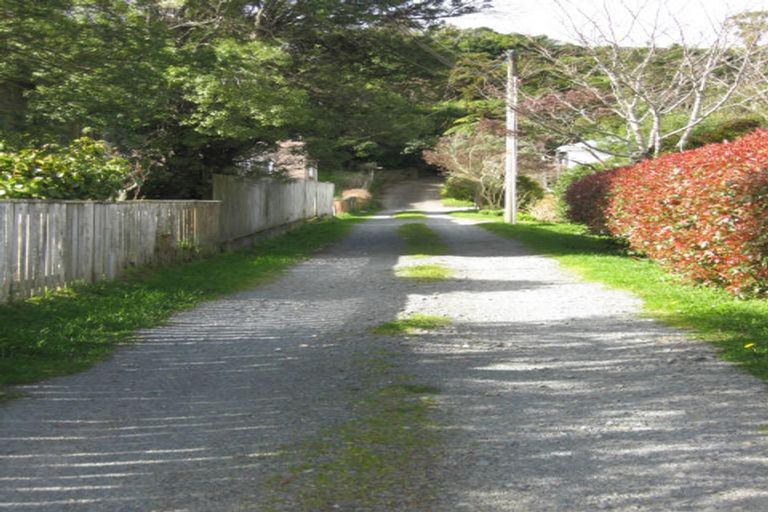 Photo of property in 52 Parkvale Road, Karori, Wellington, 6012