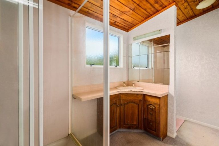 Photo of property in 18 Raniera Place, Springfield, Rotorua, 3015