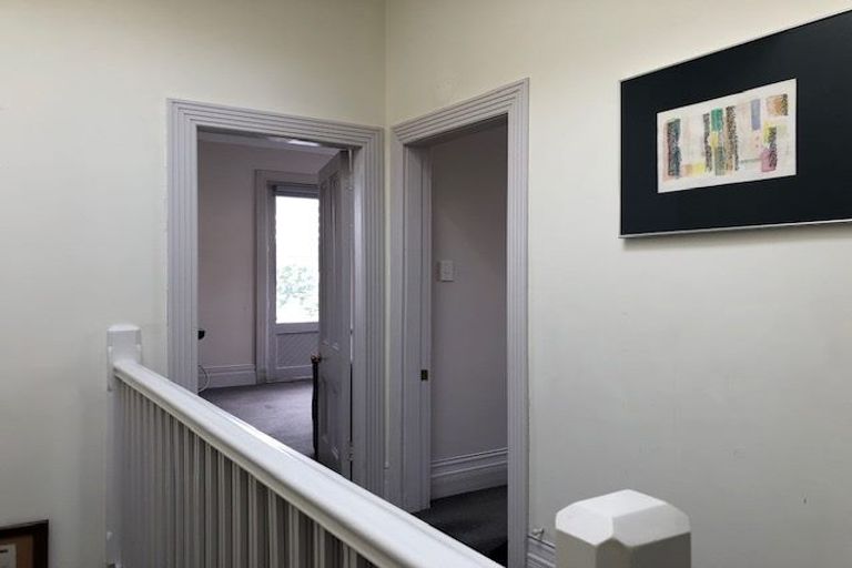 Photo of property in 1/10 Hobson Crescent, Thorndon, Wellington, 6011