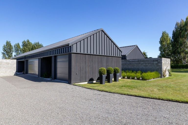 Photo of property in 102 Oxford Street, Martinborough, 5711