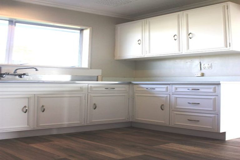 Photo of property in 21 Te Punga Place, Awapuni, Palmerston North, 4412