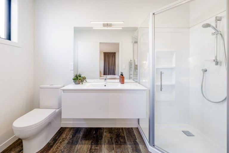 Photo of property in 5 Lorne Street, Lake Hayes, Queenstown, 9304