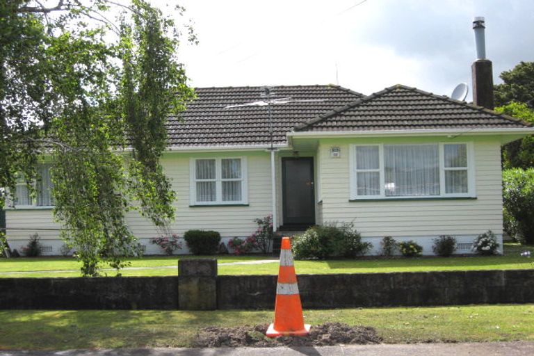 Photo of property in 12 Royston Street, Rosehill, Papakura, 2113