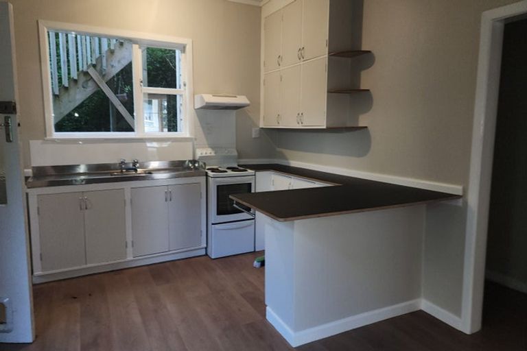 Photo of property in 16 Lindum Terrace, Roseneath, Wellington, 6011