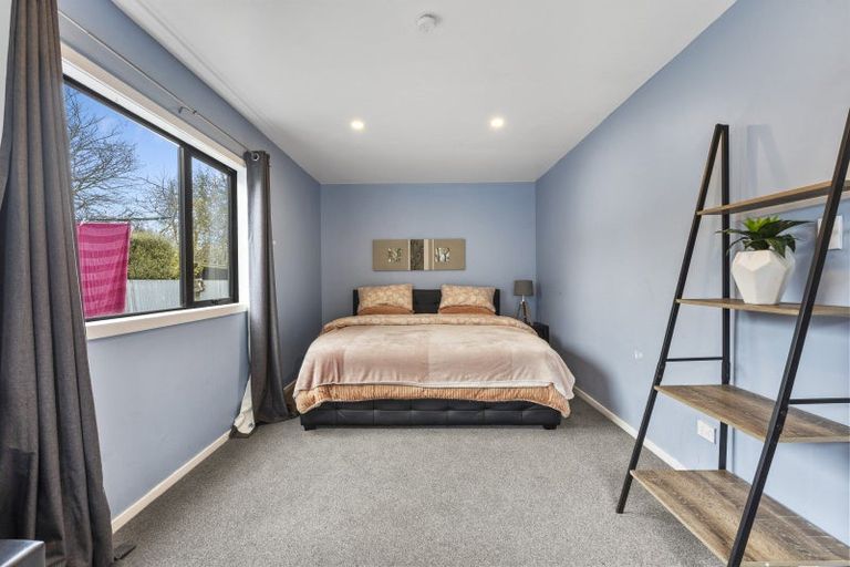 Photo of property in 1 Huia Street, Pahiatua, 4910