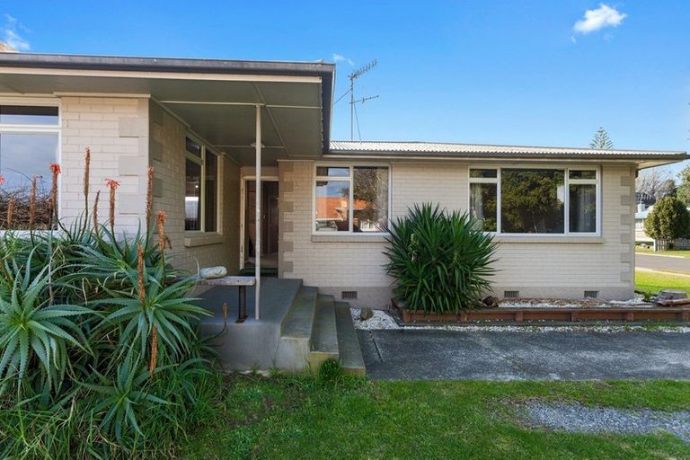 Photo of property in 44 Riverside Drive, Whakatane, 3120