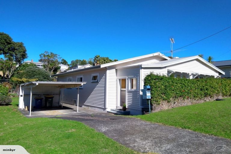 Photo of property in 29 Rutland Road, Stanley Point, Auckland, 0624