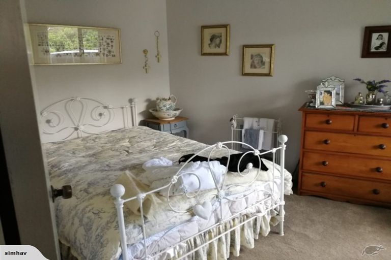 Photo of property in 29 Stanhope Grove, Korokoro, Lower Hutt, 5012