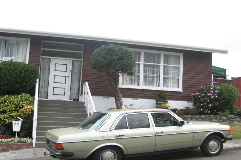 Photo of property in 77 Amapur Drive, Ngaio, Wellington, 6035