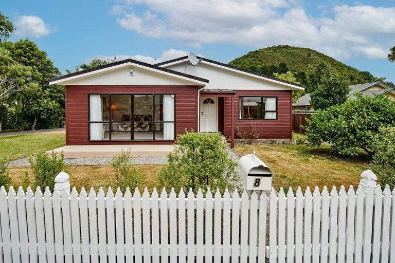 Photo of property in 8 Plateau Road, Te Marua, Upper Hutt, 5018