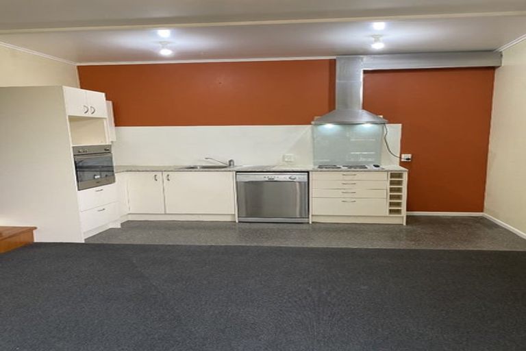 Photo of property in 8 Mira Grove, Paekakariki, 5034