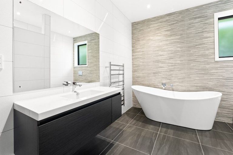 Photo of property in 78 Riverhead Point Drive, Riverhead, 0820