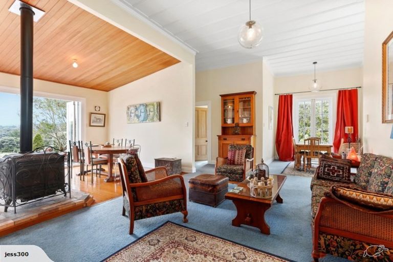 Photo of property in 1251 Old North Road, Helensville, 0875