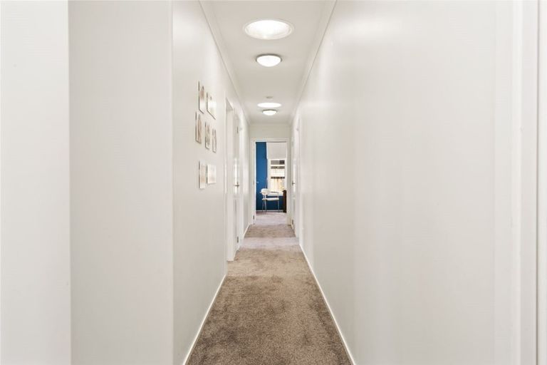 Photo of property in 6 Plescher Crescent, Leamington, Cambridge, 3432