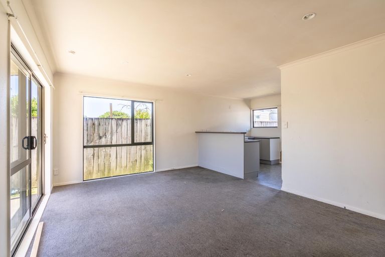 Photo of property in 383 Massey Road, Mangere East, Auckland, 2024