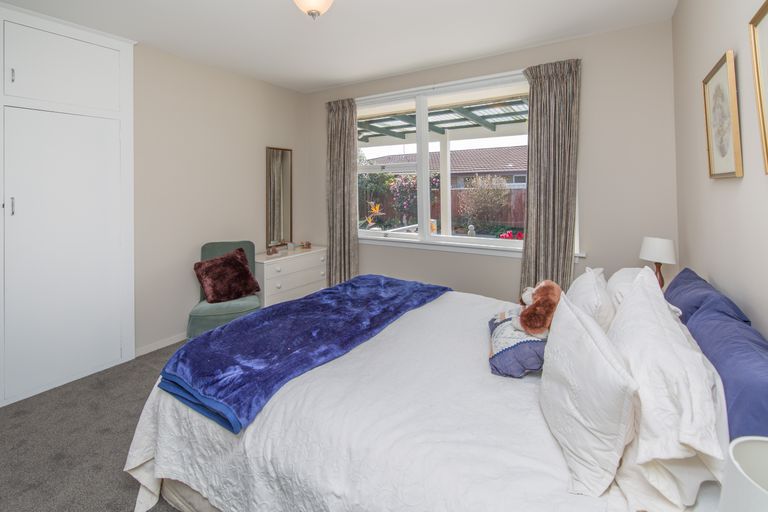 Photo of property in 14 Blairdon Place, Bishopdale, Christchurch, 8053