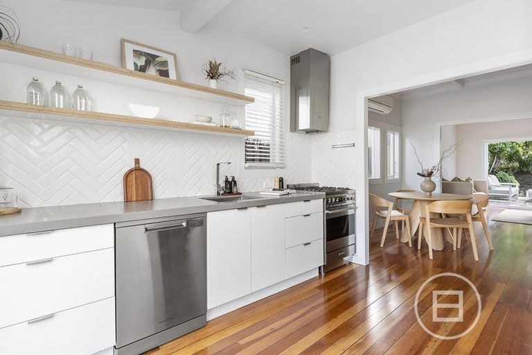 Photo of property in 12 Sefton Avenue, Grey Lynn, Auckland, 1021